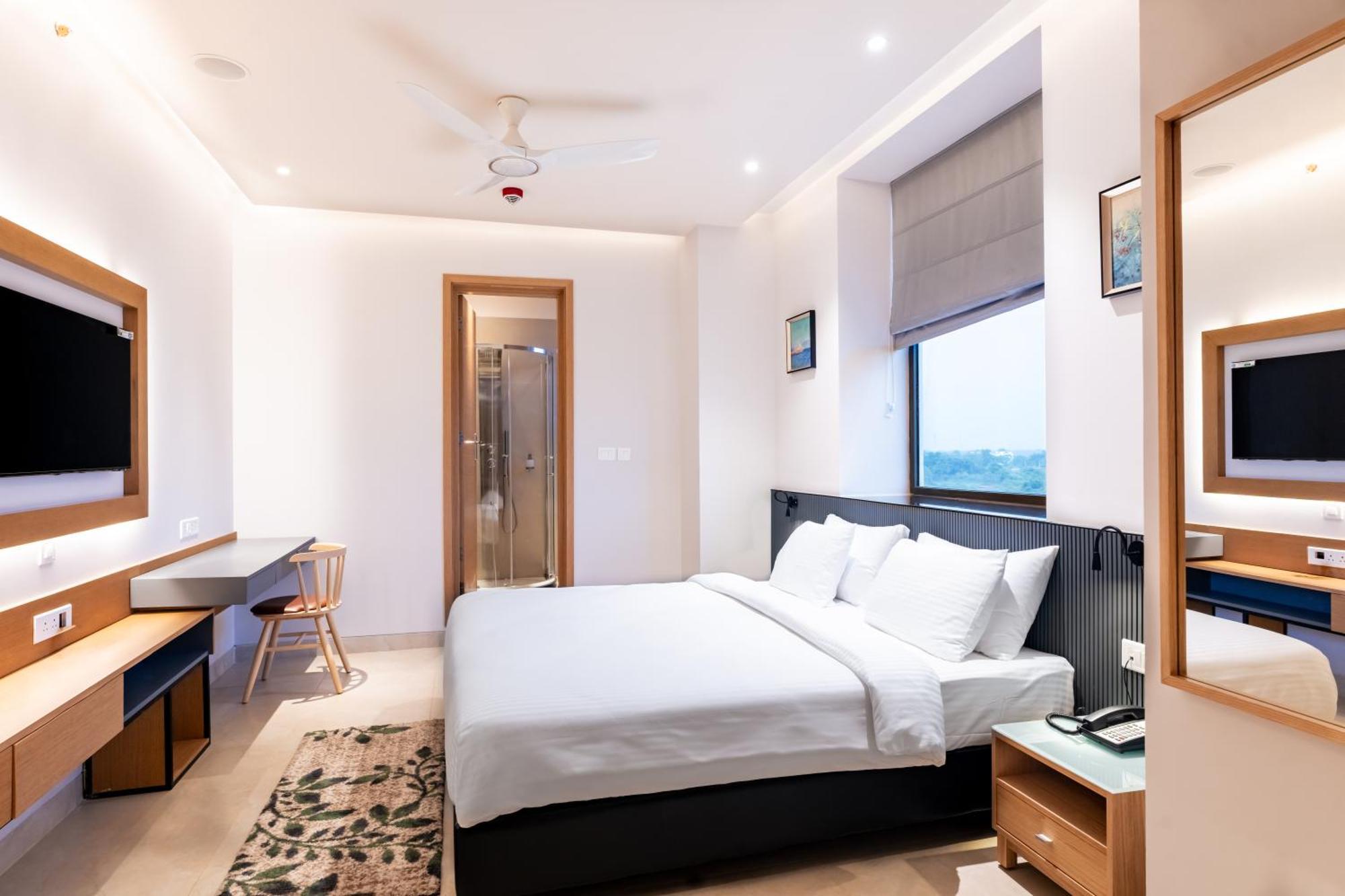 Krishna'S Courtyard Hotel & Convention Urali Luaran gambar